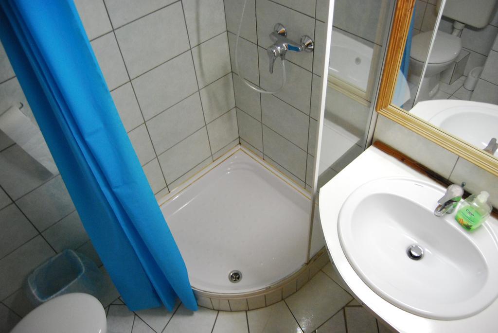 Hotel Paar Szieszta Gyor Phòng bức ảnh