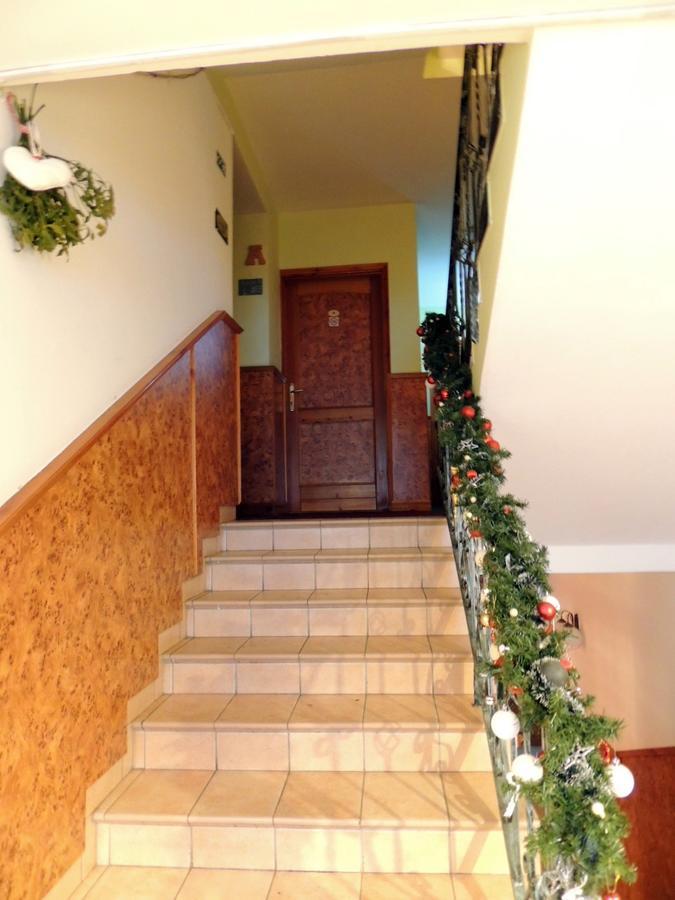 Hotel Paar Szieszta Gyor Ngoại thất bức ảnh