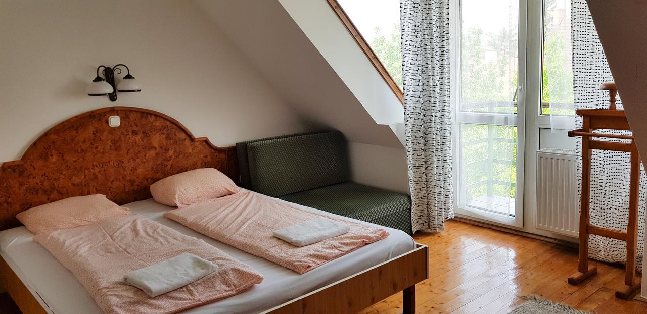 Hotel Paar Szieszta Gyor Ngoại thất bức ảnh